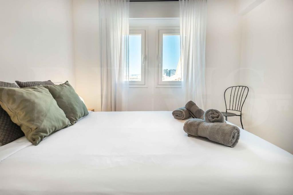 Modern Apartment Next To The Cervantes Theatre By Rems Málaga Exterior foto