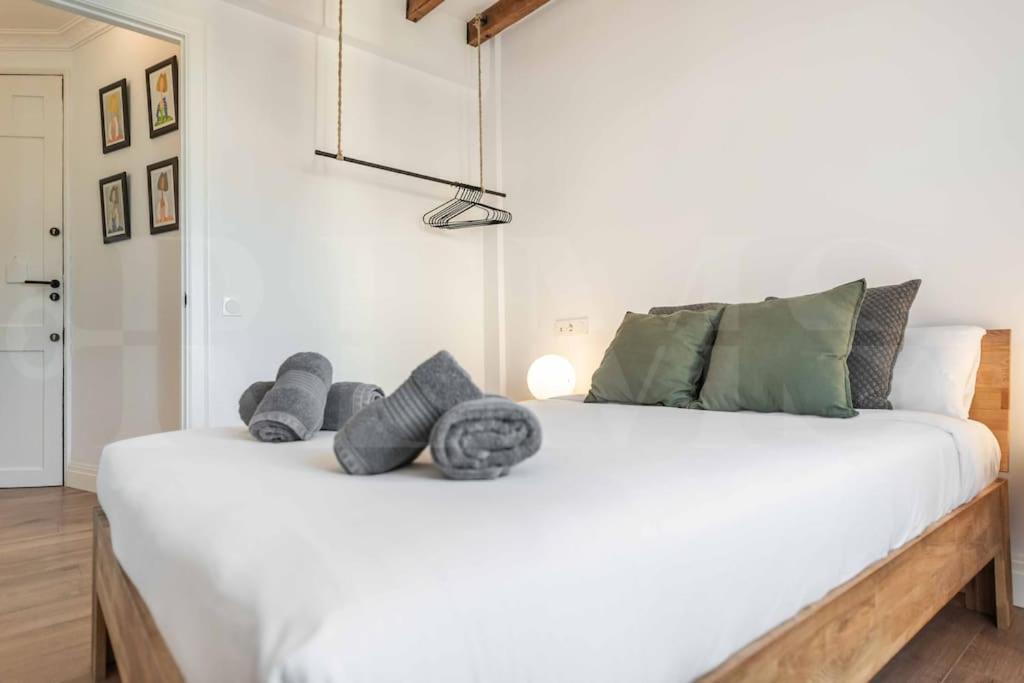 Modern Apartment Next To The Cervantes Theatre By Rems Málaga Exterior foto