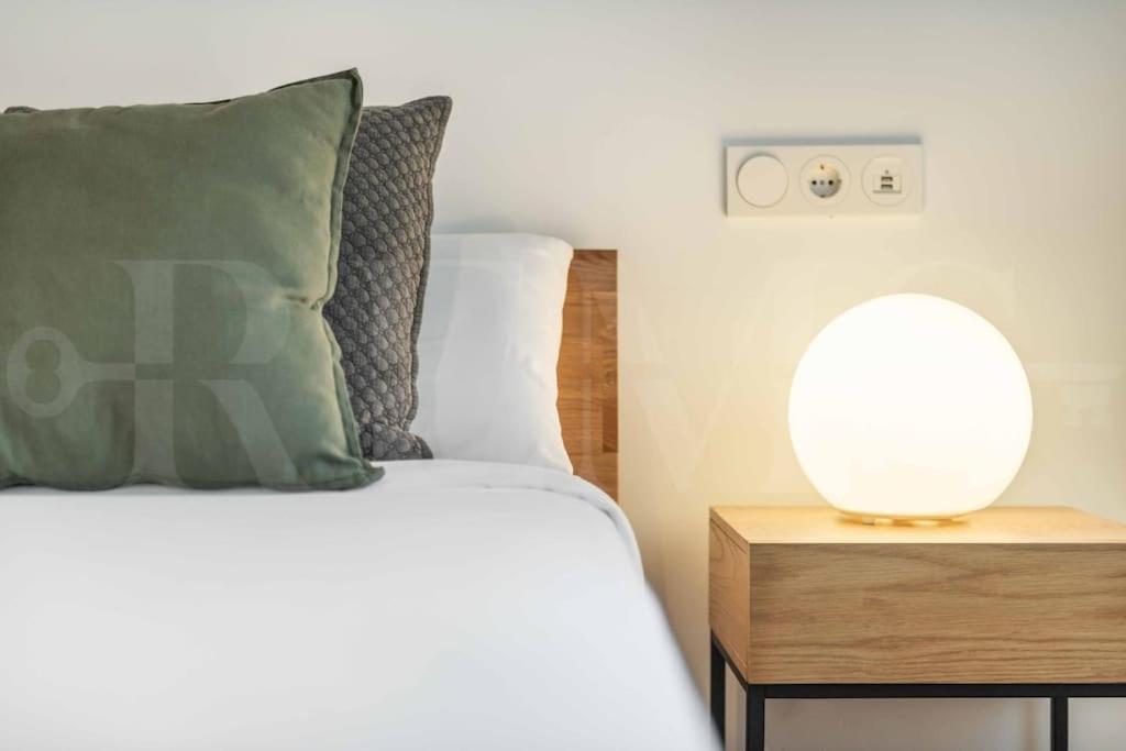 Modern Apartment Next To The Cervantes Theatre By Rems Málaga Exterior foto
